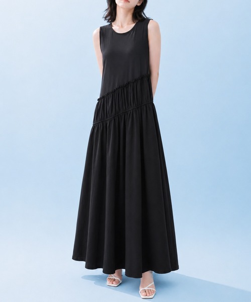 by LEGNA（バイレグナ）の「COOLIFYノースリーブワンピース（ワンピース・レディース・ダークグレー/ブラック・LARGE/MEDIUM）」の3枚目の写真