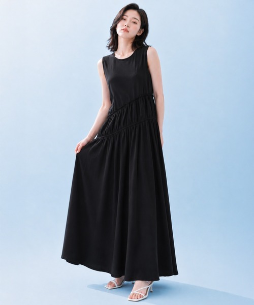 by LEGNA（バイレグナ）の「COOLIFYノースリーブワンピース（ワンピース・レディース・ダークグレー/ブラック・LARGE/MEDIUM）」の7枚目の写真