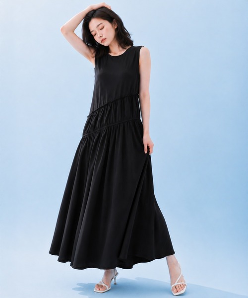 by LEGNA（バイレグナ）の「COOLIFYノースリーブワンピース（ワンピース・レディース・ダークグレー/ブラック・LARGE/MEDIUM）」の9枚目の写真