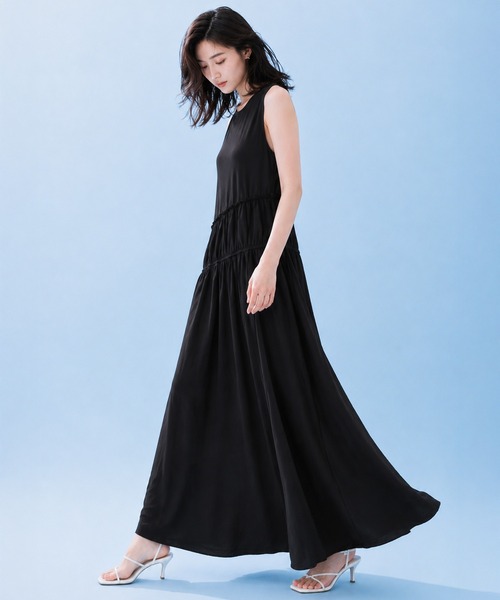 by LEGNA（バイレグナ）の「COOLIFYノースリーブワンピース（ワンピース・レディース・ダークグレー/ブラック・LARGE/MEDIUM）」の10枚目の写真