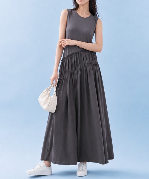 by LEGNA（バイレグナ）の「COOLIFYノースリーブワンピース（ワンピース・レディース・ダークグレー/ブラック・LARGE/MEDIUM）」の12枚目の写真