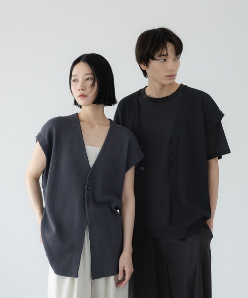 LOWRYS FARM(ローリーズファーム)の「【LFM(U)】14Gニットベスト 911173(ベスト・メンズ・チャコールグレー/ブラック・MEDIUM/LARGE)」の1枚目の写真