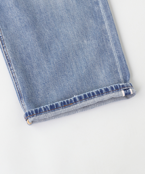 WISM（ウィズム）の「Liju / リジュ Gallery SELVEDGE SIGNATURE DENIM（デニムパンツ・メンズ・ライトブルー・30/32/34）」の4枚目の写真