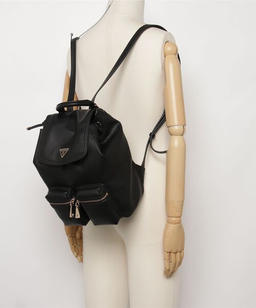 Guess(ゲス)の「MANHATTAN II Flap Backpack バックパック リュック(バックパック/リュック・レディース・ブラック・ONE SIZE)」の14枚目の写真