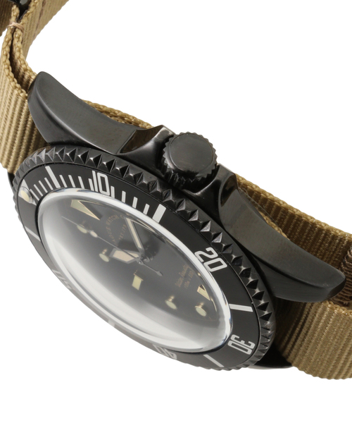 VAGUE WATCH CO.(ヴォーグウォッチカンパニー)の「VAGUE WATCH CO. BLK SUB(アナログ腕時計・レディース・ブラック・FREE)」の7枚目の写真