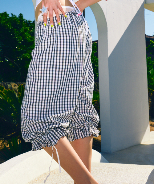 HIGHTIDEFRANKIE（ハイタイドフランキー）の「Pattern Capri Pants Black（その他パンツ・レディース・ブラック・FREE）」の3枚目の写真