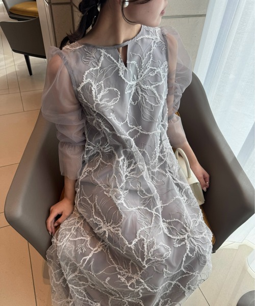 LE'RURE(リルアー)の「Plume broderie balloon dress(ドレス・レディース・グレー/イエロー・M-Long/MEDIUM)」の6枚目の写真