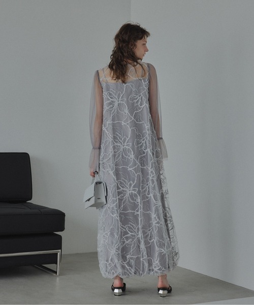 LE'RURE(リルアー)の「Plume broderie balloon dress(ドレス・レディース・グレー/イエロー・M-Long/MEDIUM)」の13枚目の写真