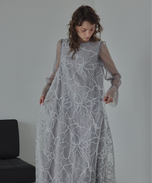 LE'RURE(リルアー)の「Plume broderie balloon dress(ドレス・レディース・グレー/イエロー・M-Long/MEDIUM)」の15枚目の写真