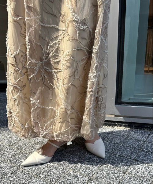 LE'RURE(リルアー)の「Plume broderie balloon dress(ドレス・レディース・グレー/イエロー・M-Long/MEDIUM)」の22枚目の写真