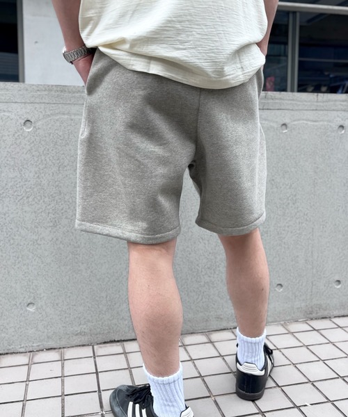 FOG ESSENTIALS（エフオージーエッセンシャルズ）の「【FOG ESSENTIALS】エッセンシャルズ FRONT LOGO ハーフパンツ（スウェットパンツ・メンズ・グレイッシュベージュ/オートミール/ブラック・S/M/XL/L）」の8枚目の写真