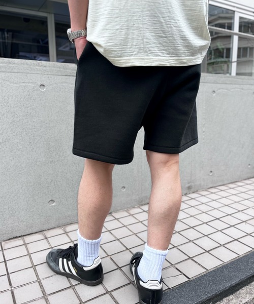 FOG ESSENTIALS（エフオージーエッセンシャルズ）の「【FOG ESSENTIALS】エッセンシャルズ FRONT LOGO ハーフパンツ（スウェットパンツ・メンズ・グレイッシュベージュ/オートミール/ブラック・S/M/XL/L）」の13枚目の写真