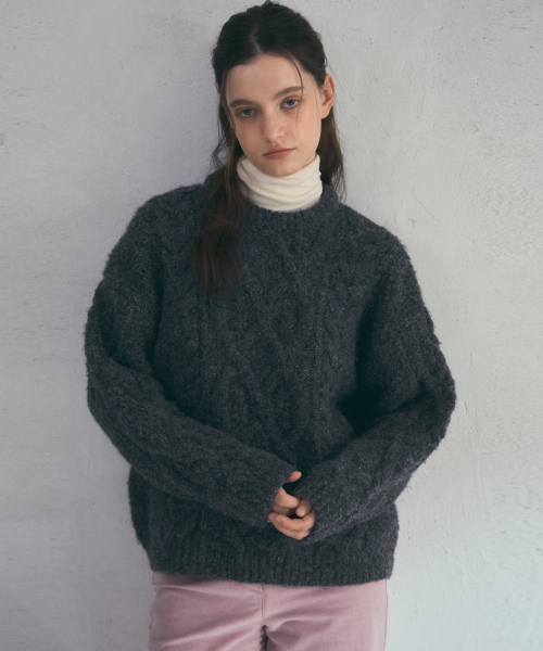 OURNOSTALGIA（アワー ノスタルジア）の「Homely Cable Knit_Charcoal(O25-KN28)（ニット/セーター・レディース・チャコール・FREE）」の2枚目の写真
