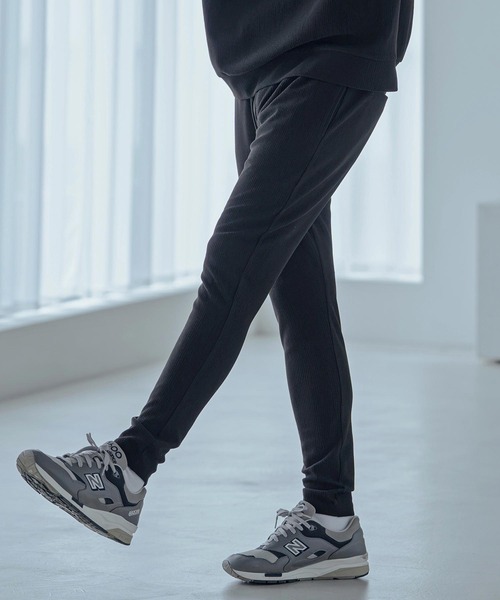 Magine(マージン)の「mp15250-Ribbed Bonded Brushed Slim Easy Pants スリムイージーパンツ(MGN-263-032)(その他パンツ・メンズ・ブラック/杢グレー/ライトベージュ・44/46/48)」の11枚目の写真