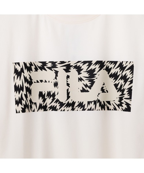 FILA(フィラ)の「ELEY KISHIMOTO×FILA LS TEE / イーリーキシモト×フィラ ナガソデティーシャツ(Tシャツ/カットソー・レディース・ダークカーキ/オフホワイト・S/M/L/XL)」の4枚目の写真