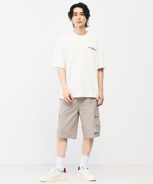 tommy jeans(トミー ジーンズ)の「ユニセックス 90’sクレストショートスリーブTシャツ(Tシャツ/カットソー・レディース・ホワイト/ネイビー/レッド系6・X-SMALL/X-LARGE/SMALL/MEDIUM/LARGE)」の6枚目の写真