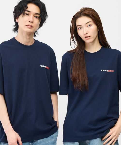 tommy jeans(トミー ジーンズ)の「ユニセックス 90’sクレストショートスリーブTシャツ(Tシャツ/カットソー・レディース・ホワイト/ネイビー/レッド系6・X-SMALL/X-LARGE/SMALL/MEDIUM/LARGE)」の15枚目の写真