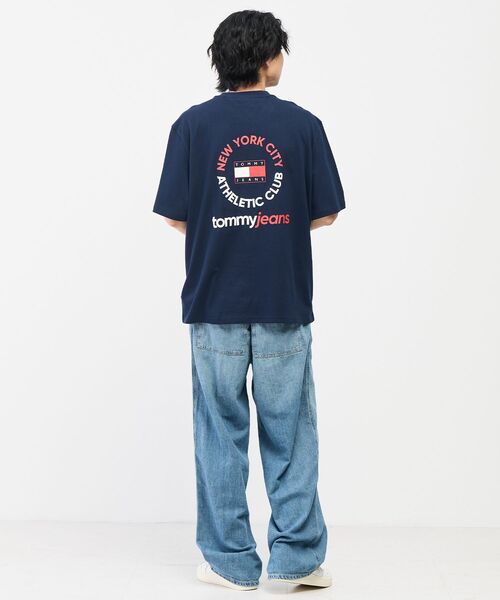 tommy jeans(トミー ジーンズ)の「ユニセックス 90’sクレストショートスリーブTシャツ(Tシャツ/カットソー・レディース・ホワイト/ネイビー/レッド系6・X-SMALL/X-LARGE/SMALL/MEDIUM/LARGE)」の20枚目の写真