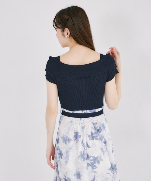 tocco closet(トッコ クローゼット)の「アシメリブニットドッキングリリーフラワープリントワンピース(ワンピース・レディース・ネイビー/ブラウン・M)」の12枚目の写真