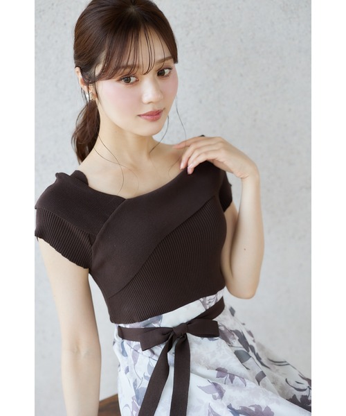 tocco closet(トッコ クローゼット)の「アシメリブニットドッキングリリーフラワープリントワンピース(ワンピース・レディース・ネイビー/ブラウン・M)」の19枚目の写真