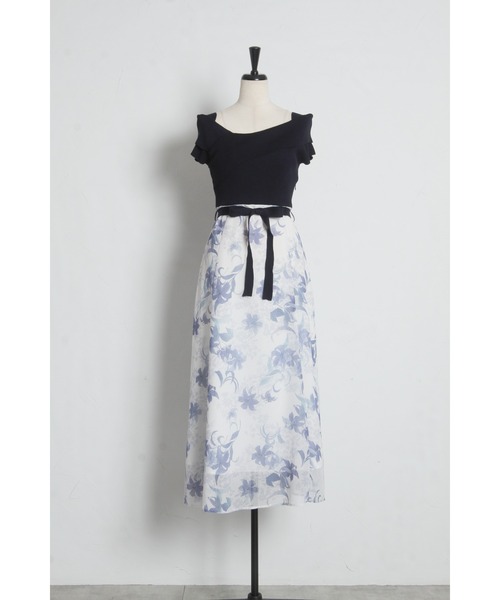 tocco closet(トッコ クローゼット)の「アシメリブニットドッキングリリーフラワープリントワンピース(ワンピース・レディース・ネイビー/ブラウン・M)」の21枚目の写真