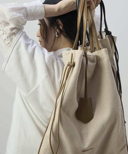 CONVERSE TOKYO(コンバーストウキョウ)の「LINEN GATHERED TOTE BAG(トートバッグ・レディース・ブラック/ベージュ・FREE)」の19枚目の写真