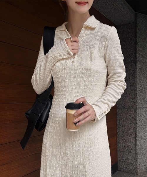 junoah(ジュノア)の「スキッパージャガードカットワンピース(ペチワンピースセット)(ワンピース・レディース・アイボリー/ブラック/ブラウン・LARGE/MEDIUM/SMALL)」の2枚目の写真