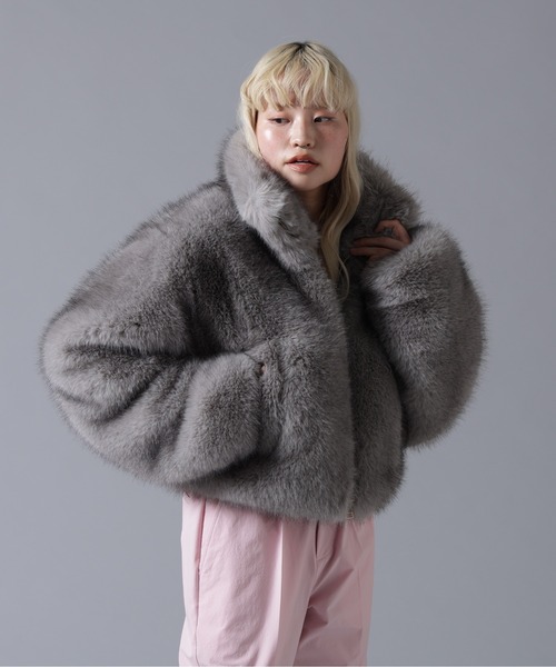 BEAVER(ビーバー)の「B omnivore/ビーオムニボー ECO FUR STAND BLOUSON(ブルゾン・レディース・ブラウン/グレー・FREE)」の8枚目の写真