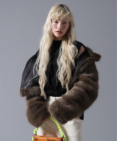 BEAVER(ビーバー)の「B omnivore/ビーオムニボー ECO FUR STAND BLOUSON(ブルゾン・レディース・ブラウン/グレー・FREE)」の22枚目の写真