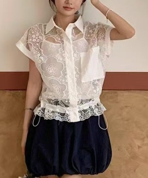FAVORITO(ファヴォリート)の「襟付きレーストップス(その他トップス・レディース・ベージュ/ブラック/ホワイト・F)」の5枚目の写真