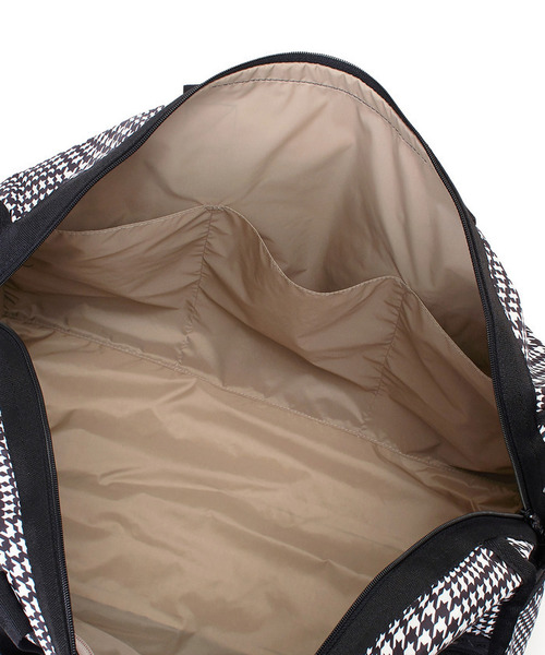 LeSportsac（レスポートサック）の「DELUXE LG WEEKENDER シティハウンドトゥース（ボストンバッグ・レディース・ブラック・FREE）」の11枚目の写真