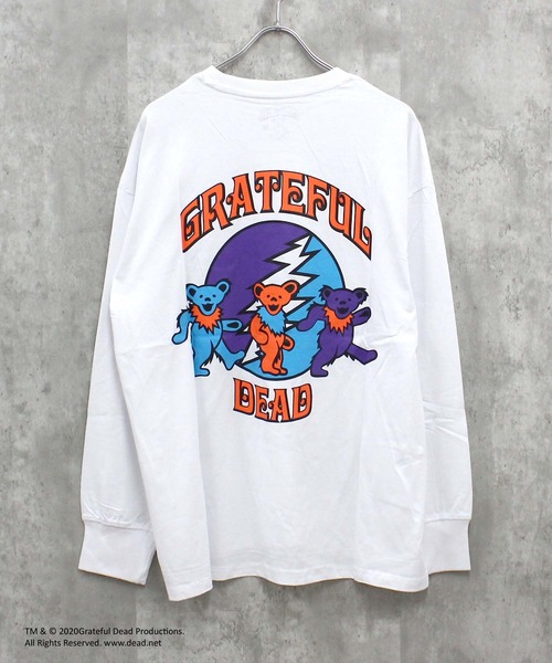 Grateful Dead(グレイトフルデッド)の「メンズ GRATEFUL DEAD グレイトフルデッド BIGトレーナー(スウェット・メンズ・ホワイト系4/ダークグリーン/グレー系その他2/ベージュ系2/ホワイト系その他2/オレンジ/杢グレー/ダークグリーン系1/ホワイト系その他3/ベージュ/ブラック/パープル/ホワイト系その他/チャコールグレー/オフホワイト/ベージュ系1/ブラック系その他/ブルー系その他/ダークグリーン系2/ブラック系2・L/M/XL)」の4枚目の写真