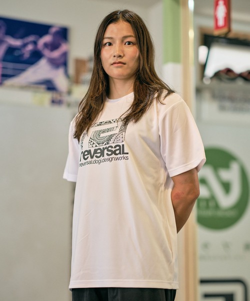 reversal.dogi.design.works(リバーサル・ドーギ・デザイン・ワークス)の「<reversal/リバーサル>WRF BIGMARK TRIBE DRY MESH TEE(Tシャツ/カットソー・メンズ・ホワイト/ブラック・S/M/L/XL/2XL)」の2枚目の写真