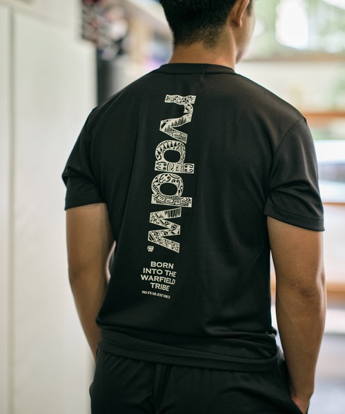 reversal.dogi.design.works(リバーサル・ドーギ・デザイン・ワークス)の「<reversal/リバーサル>WRF BIGMARK TRIBE DRY MESH TEE(Tシャツ/カットソー・メンズ・ホワイト/ブラック・S/M/L/XL/2XL)」の12枚目の写真