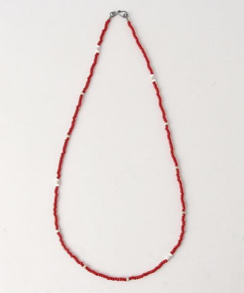 green label relaxing（グリーンレーベルリラクシング）の「BEADS ネックレス16S◆（ネックレス・メンズ・ホワイト/レッド/ライトブルー・FREE）」の3枚目の写真