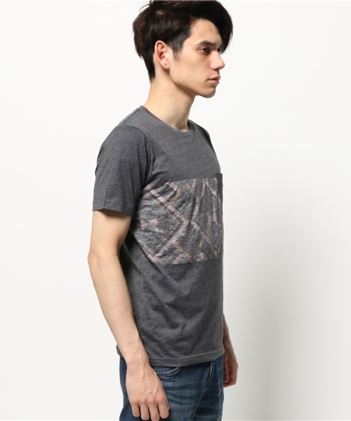 GLOBAL WORK(グローバルワーク)の「【機能素材アイテム】プリントポケットT/712581(Tシャツ/カットソー・メンズ・ダークグレー/ホワイト系その他/グレー/ホワイト・MEDIUM/SMALL/LARGE/X-LARGE)」の5枚目の写真
