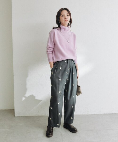 RIVE DROITE（リヴドロワ）の「タイニーフローラルスラックス（秋服/冬服）（スラックス・レディース・ブラック/グレー・38/36）」の13枚目の写真