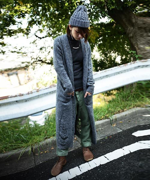 antiqua（アンティカ）の「ダメージデザインロングカーデ（カーディガン/ボレロ・レディース・ベージュ/グレー・FREE）」の7枚目の写真