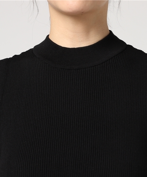 CLANE（クラネ）の「SQUARE SLEEVE KNIT TOP（ニット/セーター・レディース・オレンジ/グリーン/ホワイト/ブラック・2/1）」の13枚目の写真