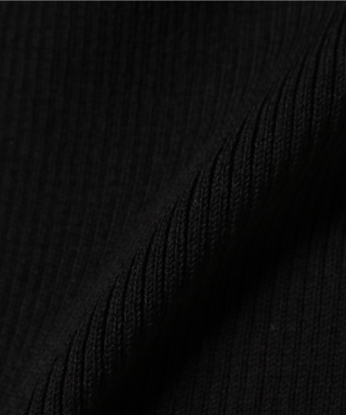 CLANE（クラネ）の「SQUARE SLEEVE KNIT TOP（ニット/セーター・レディース・オレンジ/グリーン/ホワイト/ブラック・2/1）」の16枚目の写真