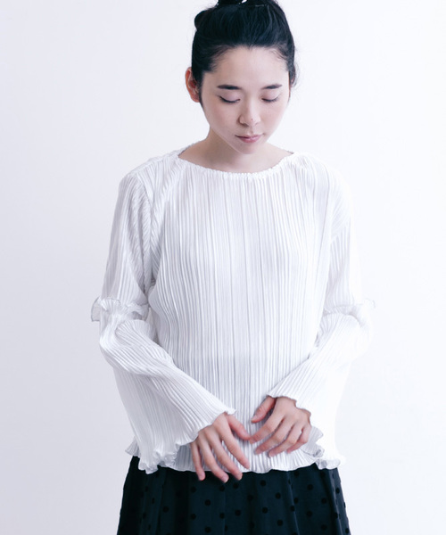merlot plus(メルロープリュス)の「アコーディオンプリーツブラウス2419(シャツ/ブラウス・レディース・ホワイト/ブラック/ラベンダー・FREE)」の16枚目の写真