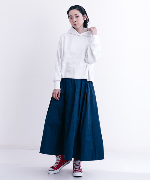 MERLOT（メルロー）の「裾カットオフパーカー1151（パーカー・レディース・ホワイト/ブラック/ベージュ/ネイビー/ピンク・FREE）」の12枚目の写真