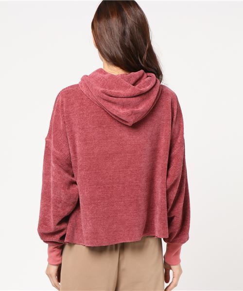 MERLOT（メルロー）の「裾カットオフパーカー1151（パーカー・レディース・ホワイト/ブラック/ベージュ/ネイビー/ピンク・FREE）」の18枚目の写真