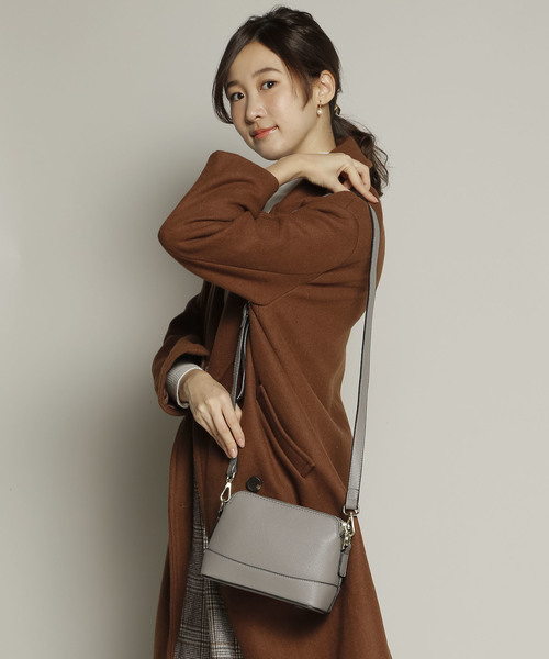 PLAIN CLOTHING(プレーンクロージング)の「ミニマル2wayショルダーバッグ(ショルダーバッグ・レディース・グレー/ブラック/ベージュ・FREE)」の3枚目の写真