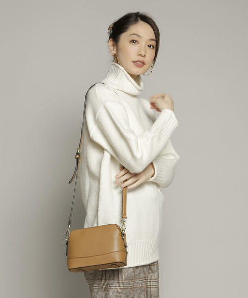 PLAIN CLOTHING(プレーンクロージング)の「ミニマル2wayショルダーバッグ(ショルダーバッグ・レディース・グレー/ブラック/ベージュ・FREE)」の22枚目の写真