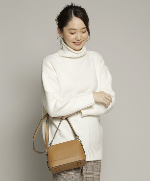 PLAIN CLOTHING(プレーンクロージング)の「ミニマル2wayショルダーバッグ(ショルダーバッグ・レディース・グレー/ブラック/ベージュ・FREE)」の21枚目の写真