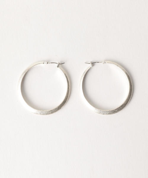 BEAUTY&YOUTH UNITED ARROWS（ビューティーアンドユースユナイテッドアローズ）の「BY アンティークモチーフ ビッグフープピアス ◆（ピアス（両耳用）・レディース・ゴールド/シルバー・FREE）」の2枚目の写真