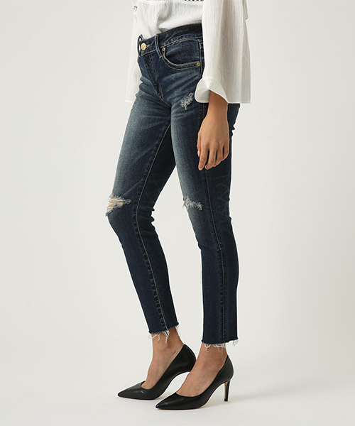 AZUL by moussy(アズールバイマウジー)の「【20190912販売禁止】クラッシュデニムスキニーⅢ(デニムパンツ・レディース・ライトブルー/ダークブルー・SMALL/MEDIUM/LARGE/X-SMALL)」の7枚目の写真
