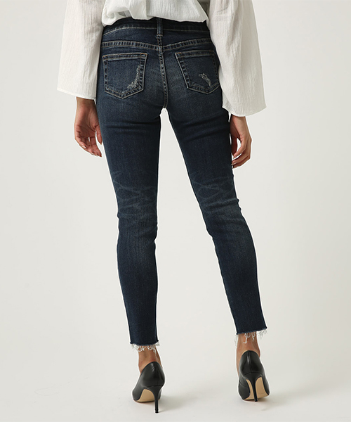 AZUL by moussy(アズールバイマウジー)の「【20190912販売禁止】クラッシュデニムスキニーⅢ(デニムパンツ・レディース・ライトブルー/ダークブルー・SMALL/MEDIUM/LARGE/X-SMALL)」の8枚目の写真