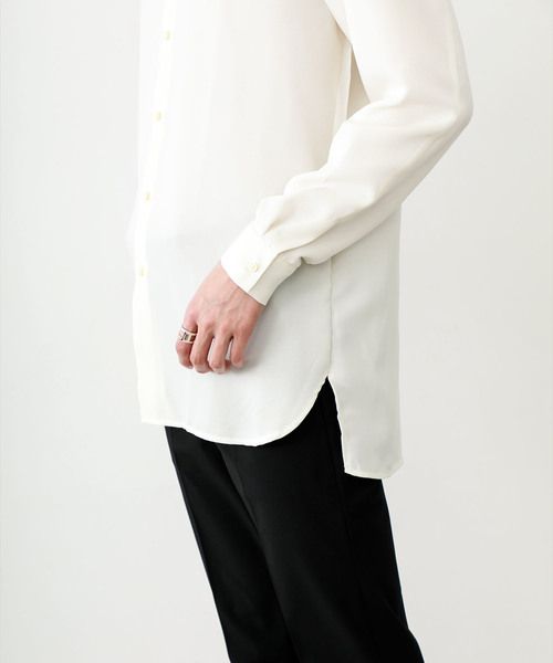 STUDIOUS(ステュディオス)の「【STUDIOUS】ウールライクツイルバンドカラーシャツ【ZOZO限定アイテム】(シャツ/ブラウス・メンズ・ホワイト/ネイビー・1/2/3)」の3枚目の写真